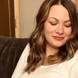 Meet your Posher, Alyssaa